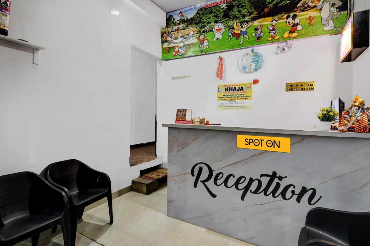 Spot On Ray Palace 3* Puri